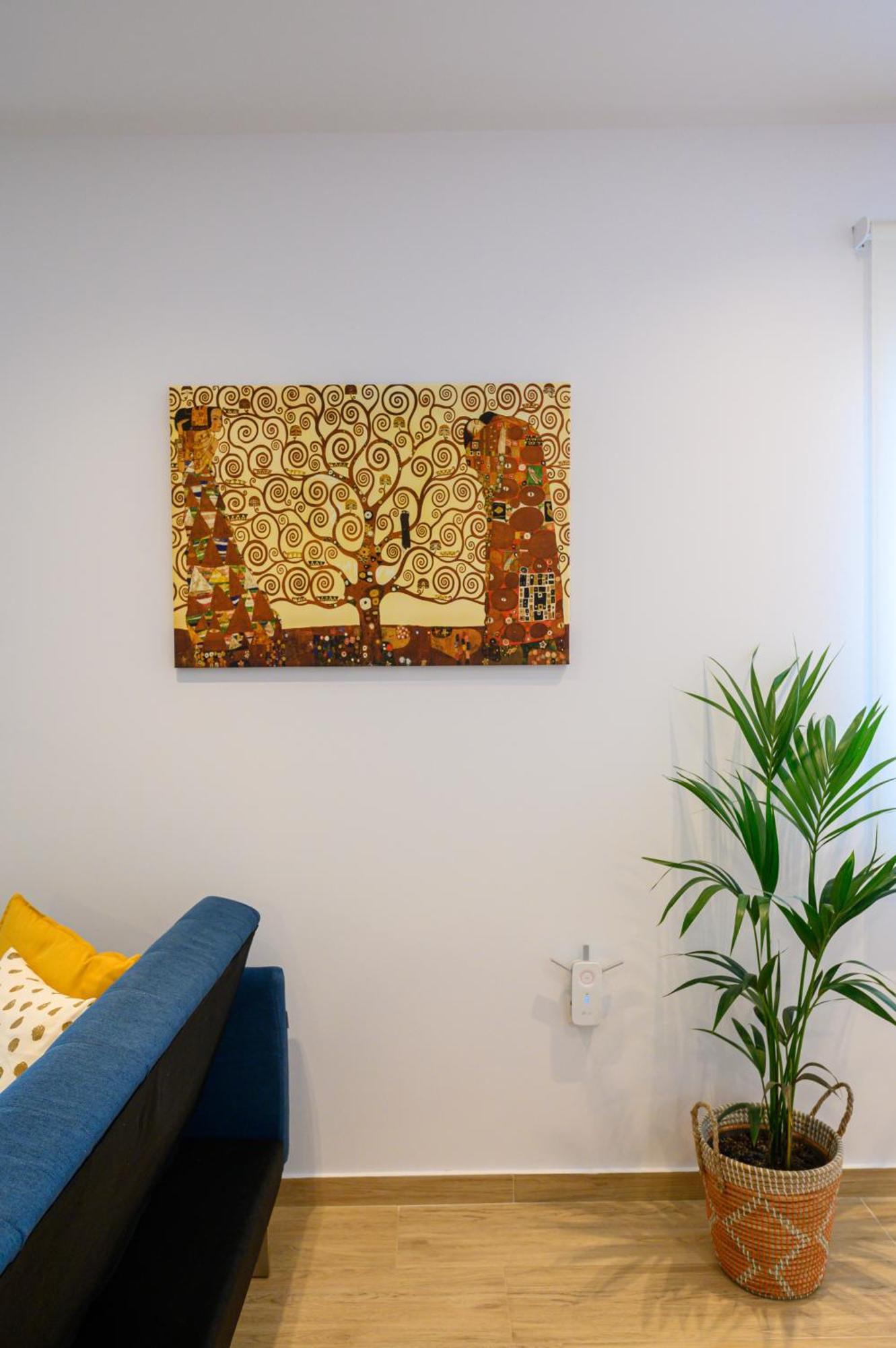 Chic Apartment In Nature, 5-Min Walk To The Beach 칼라마타 외부 사진